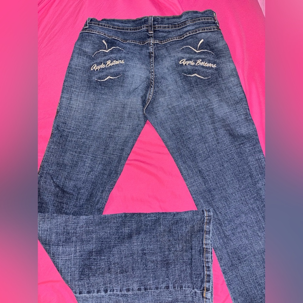 Apple bottom jeans